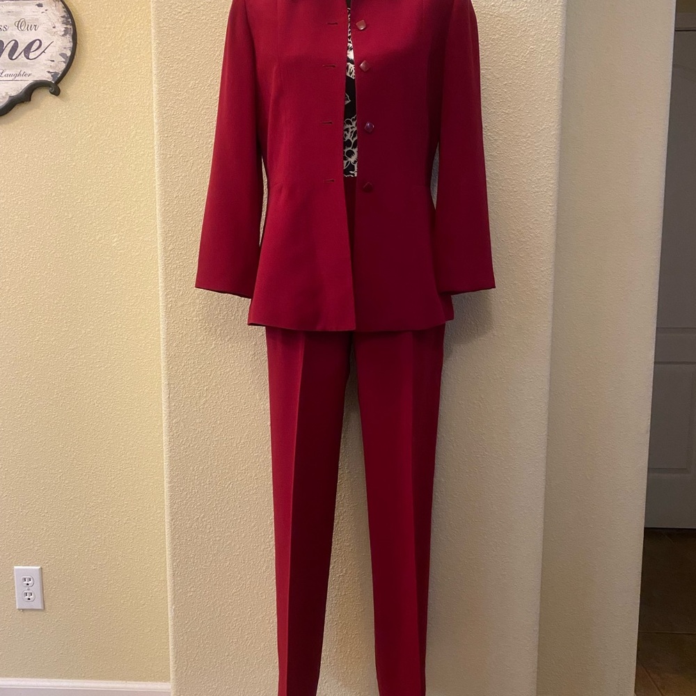 Vintage Cranberry Casual Corner Pant Suit